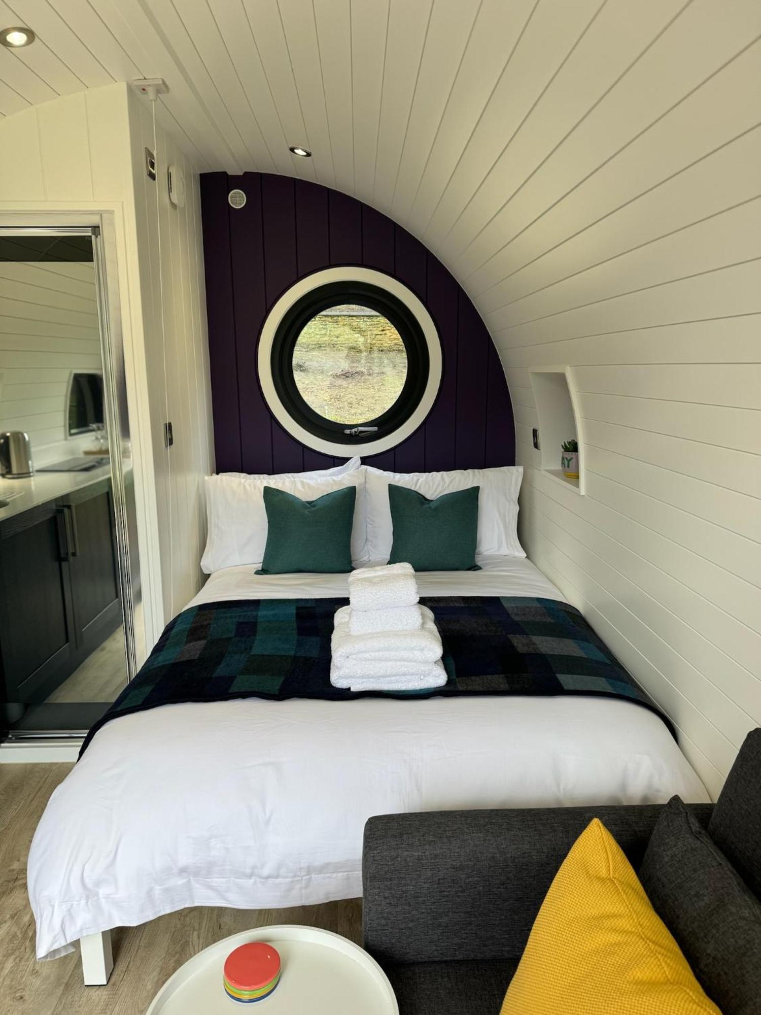 Отель Luxury Glamping In North Yorkshire National Park & Coastal Area Скарборо Экстерьер фото